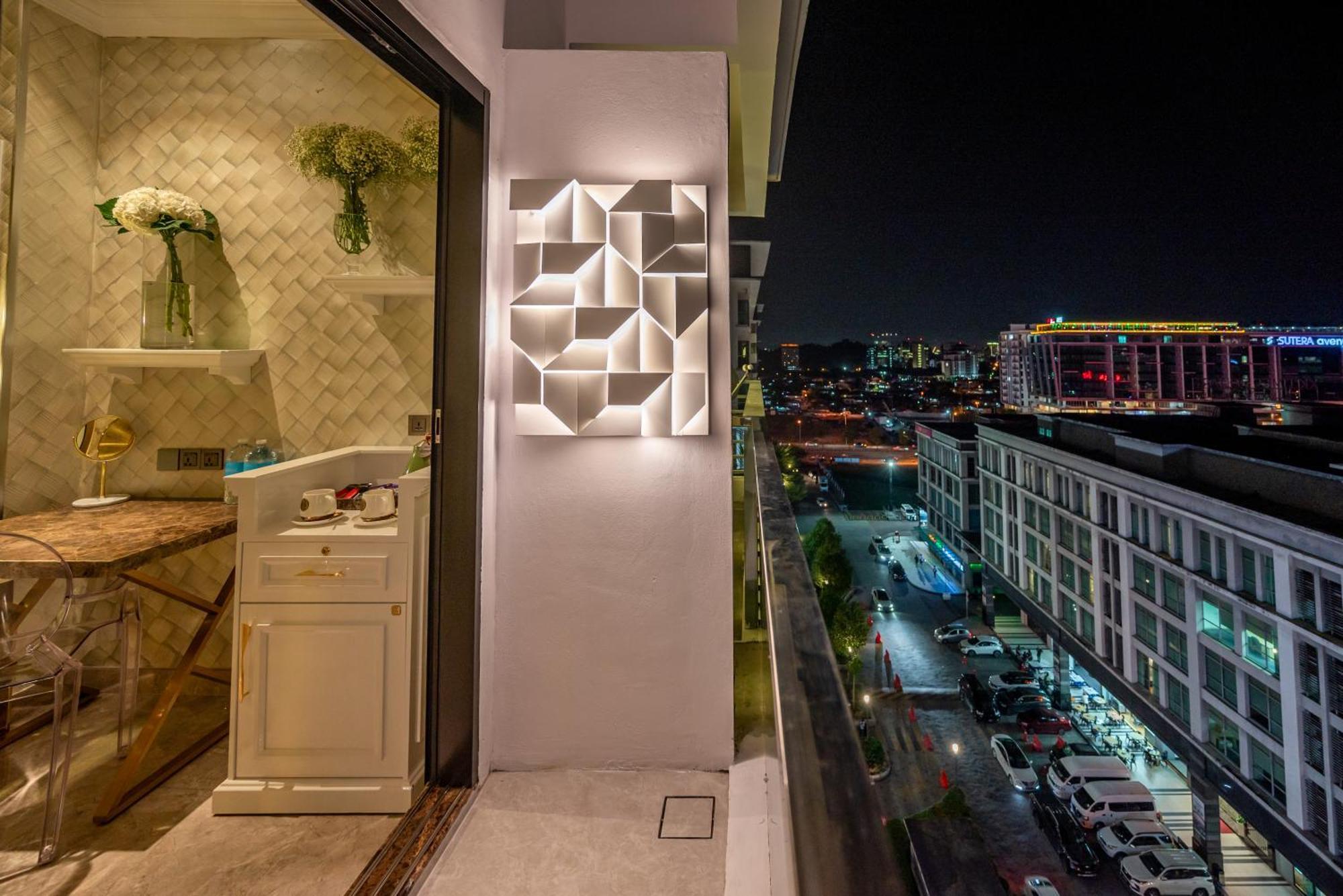 Ritz Residence @ Imago Loft B 7Th Floor Kota Kinabalu Exterior photo